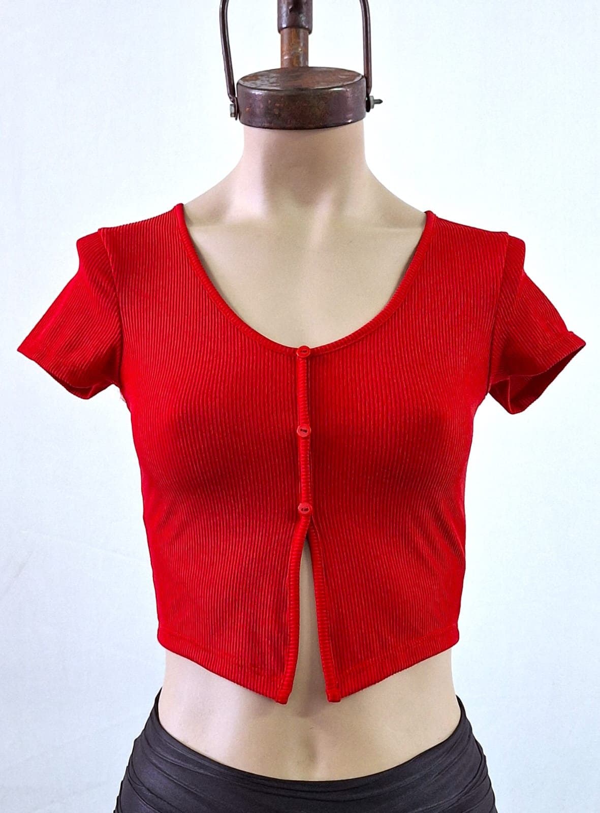 REMERA 3 BOTONES MORLEY LISO MANGA CORTA 2026