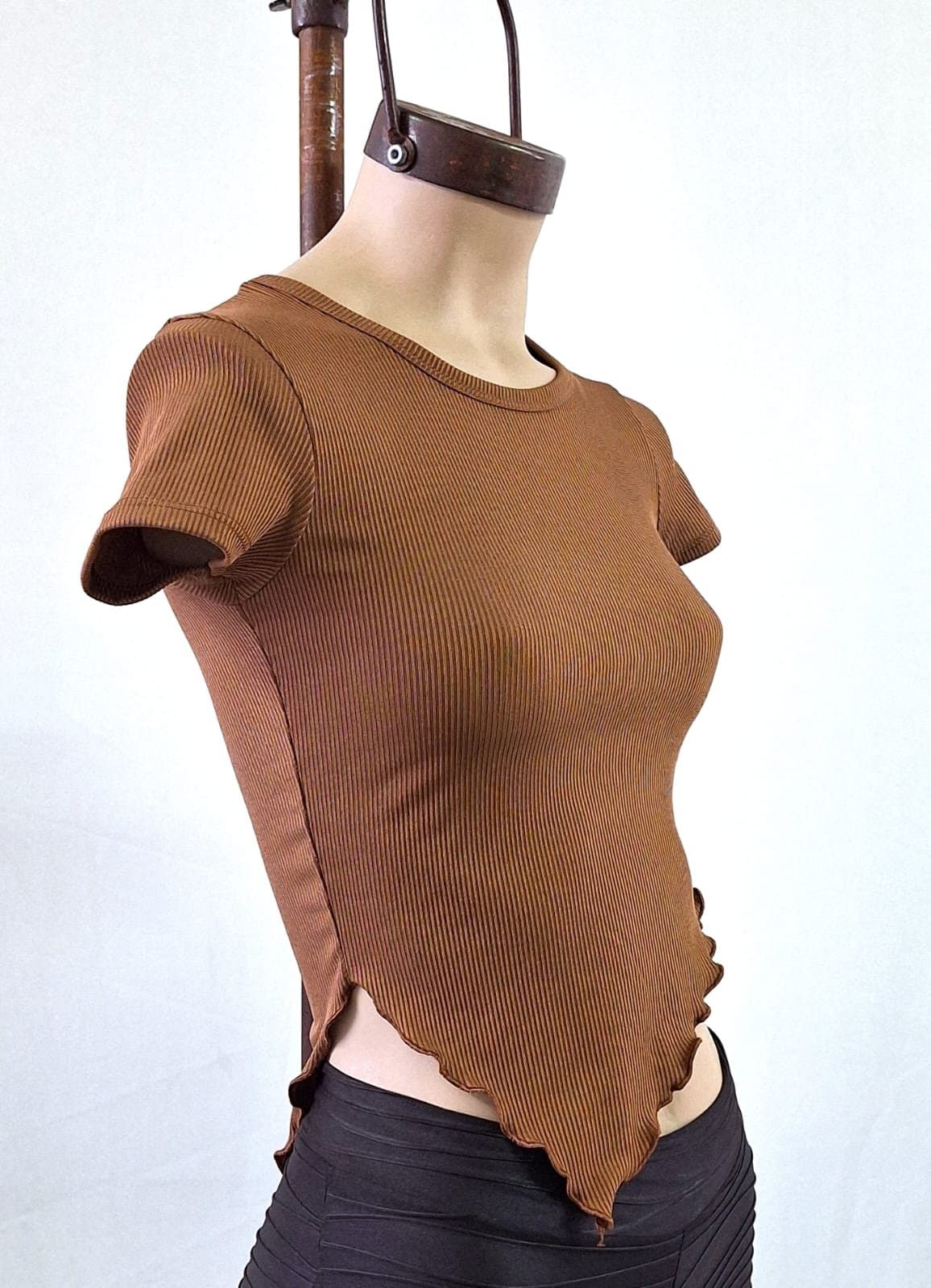 Remera pico y rulette morley 2026